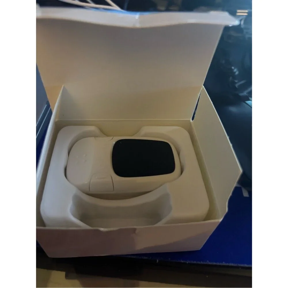 Pulse White VR/AR Controller with Black Touch Pad